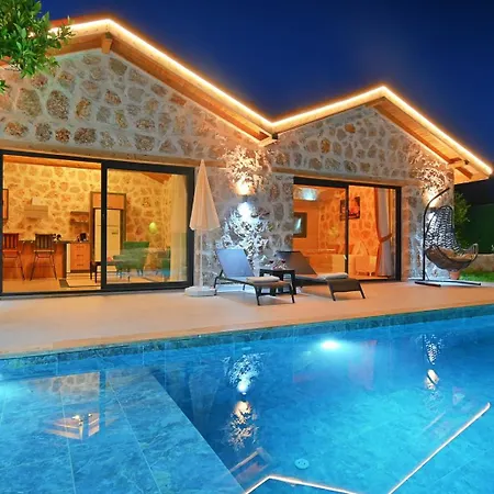 1 Bedroom With Secluded Pool Terrace Villa Kalkan