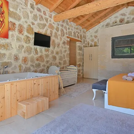 1 Bedroom With Secluded Pool Terrace