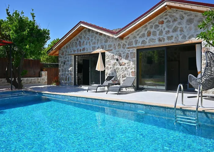 1 Bedroom With Secluded Pool Terrace 别墅